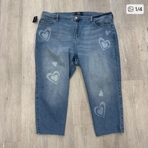 Hollister Cropped Jeans with Heart Print, Size 21